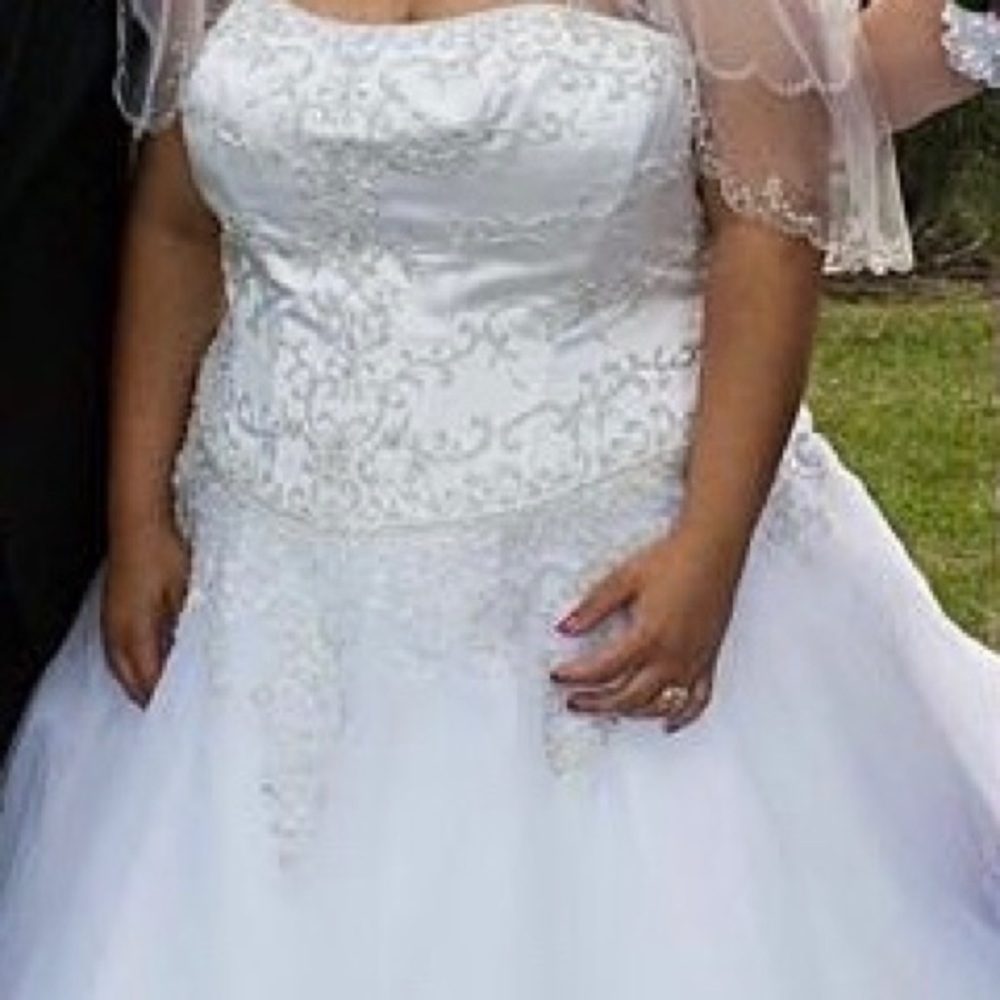 Wedding dress